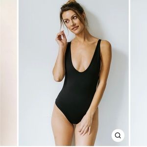 The Minimalist - Matte Black